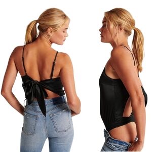 Abercrombie & Fitch Silky Bow Tie Open Back Bodysuit.‎ Black High Neck Sz S